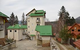 Софія Форест Клуб